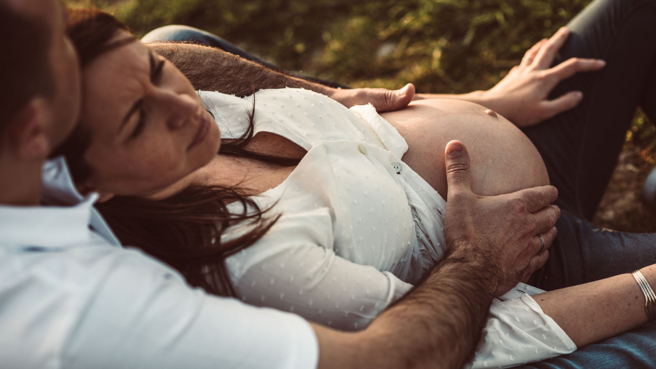 Une très jolie séance grossesse au coucher du soleil...